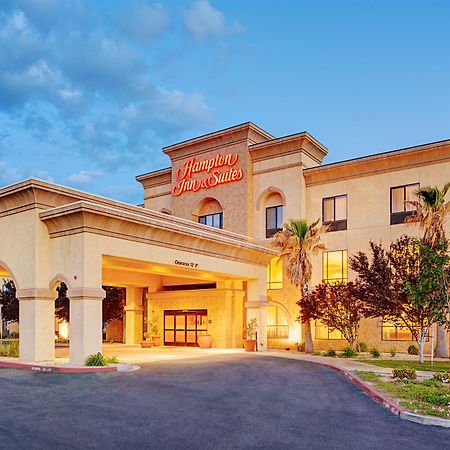 Hampton Inn & Suites Ланкастер Экстерьер фото