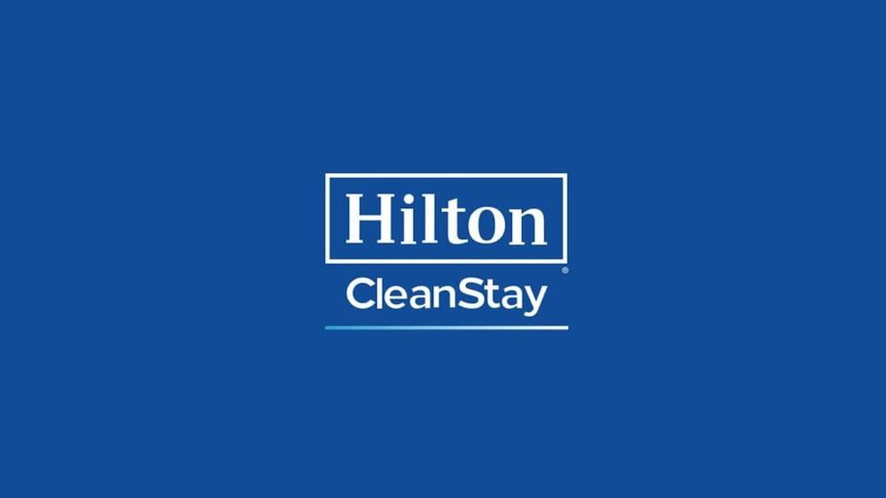 Hampton Inn & Suites Ланкастер Экстерьер фото