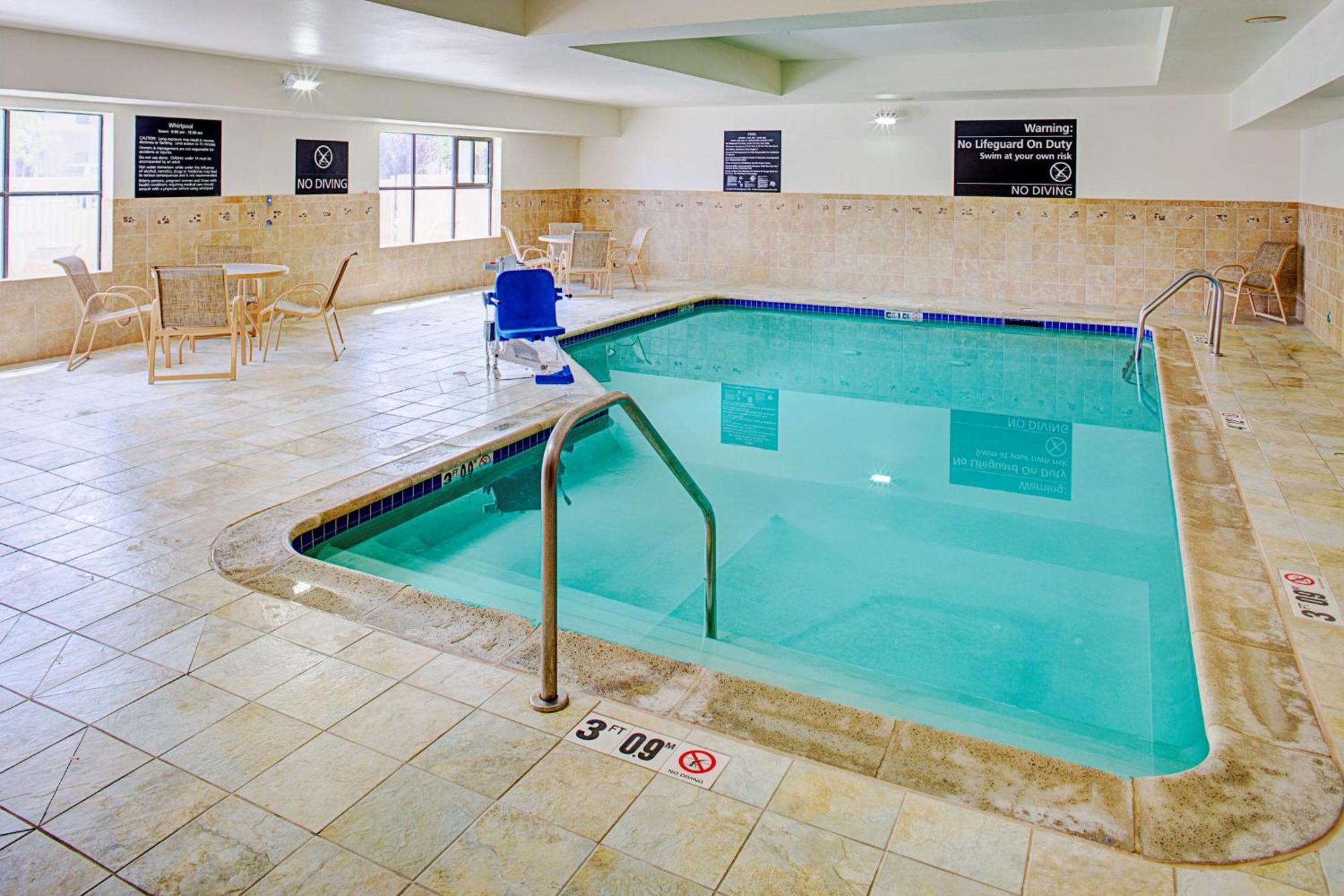 Hampton Inn & Suites Ланкастер Экстерьер фото