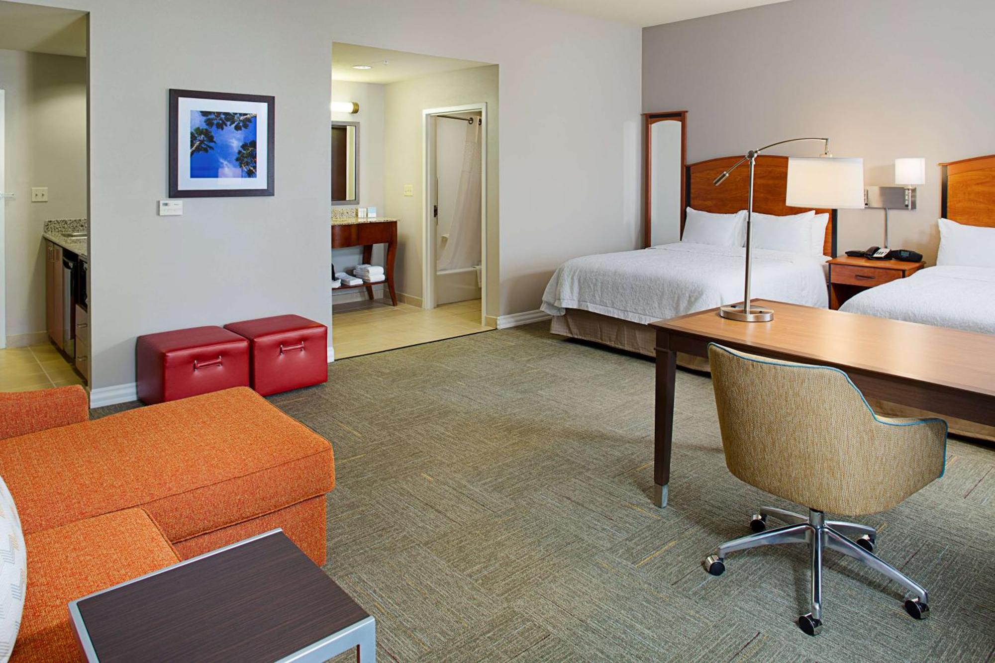 Hampton Inn & Suites Ланкастер Экстерьер фото